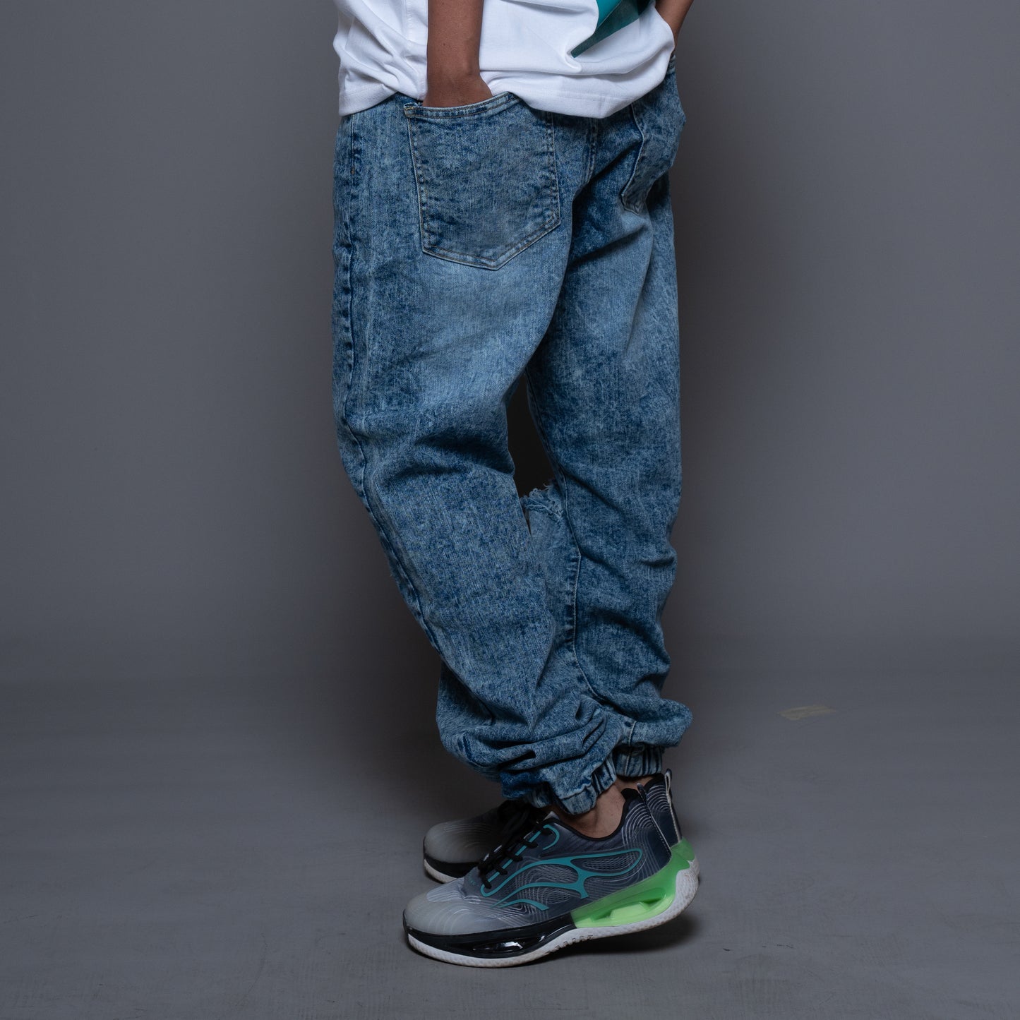 Baggy Blue
